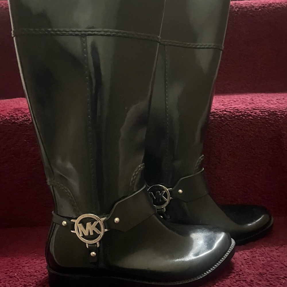 Michael Kors Glossy Black Boots with Logo